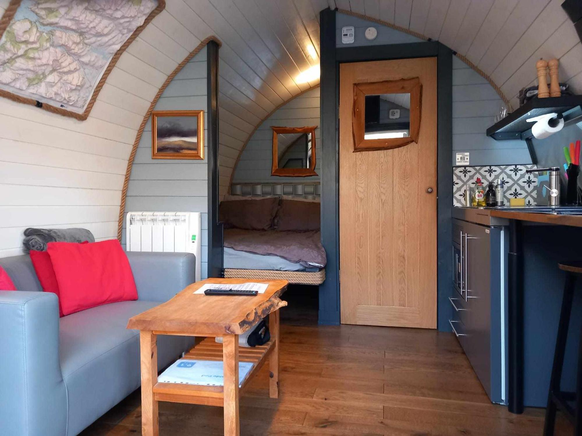 Riverside Pod, West Highland Way Holidays Kinlochleven Exterior photo